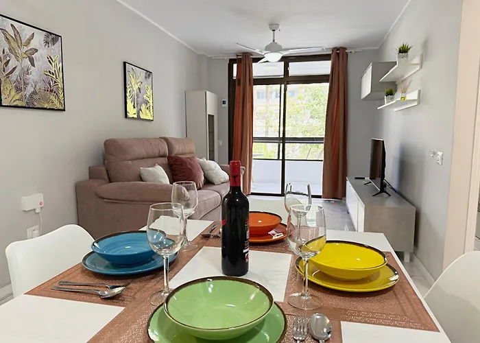 Apartman Americas 600 Metres From The With 2 Bedrooms And 2 Bathrooms Playa de las Américas