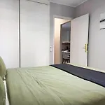 Americas 600 Metres From The With 2 Bedrooms And 2 Bathrooms Lejlighed