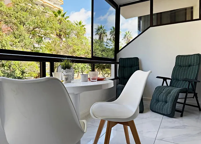 Appartamento Americas 600 Metres From The With 2 Bedrooms And 2 Bathrooms Playa de las Americas (Tenerife)