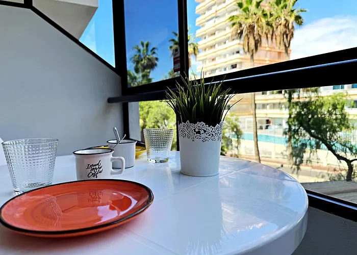 아파트 Americas 600 Metres From The With 2 Bedrooms And 2 Bathrooms