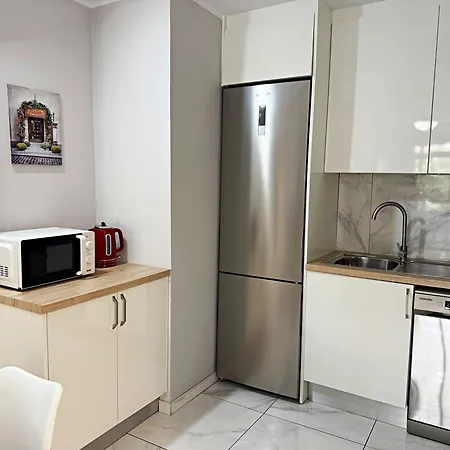 Lejlighed Americas 600 Metres From The With 2 Bedrooms And 2 Bathrooms Playa de las Américas