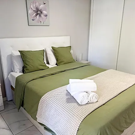 Americas 600 Metres From The With 2 Bedrooms And 2 Bathrooms Lejlighed Playa de las Américas