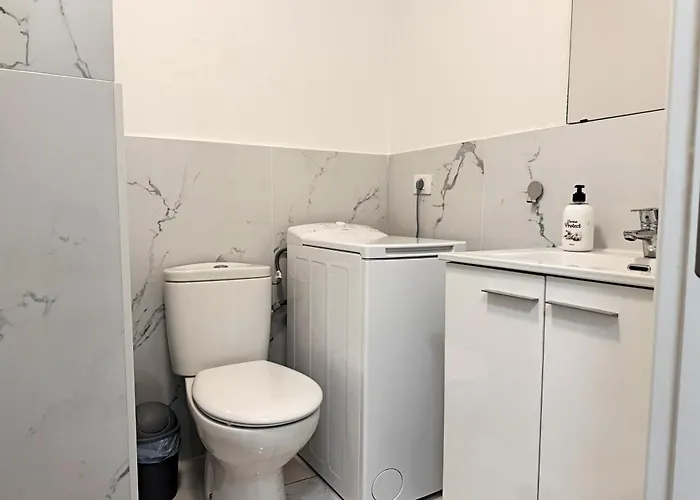 Americas 600 Metres From The With 2 Bedrooms And 2 Bathrooms Плайя-де-лас-Амерікас